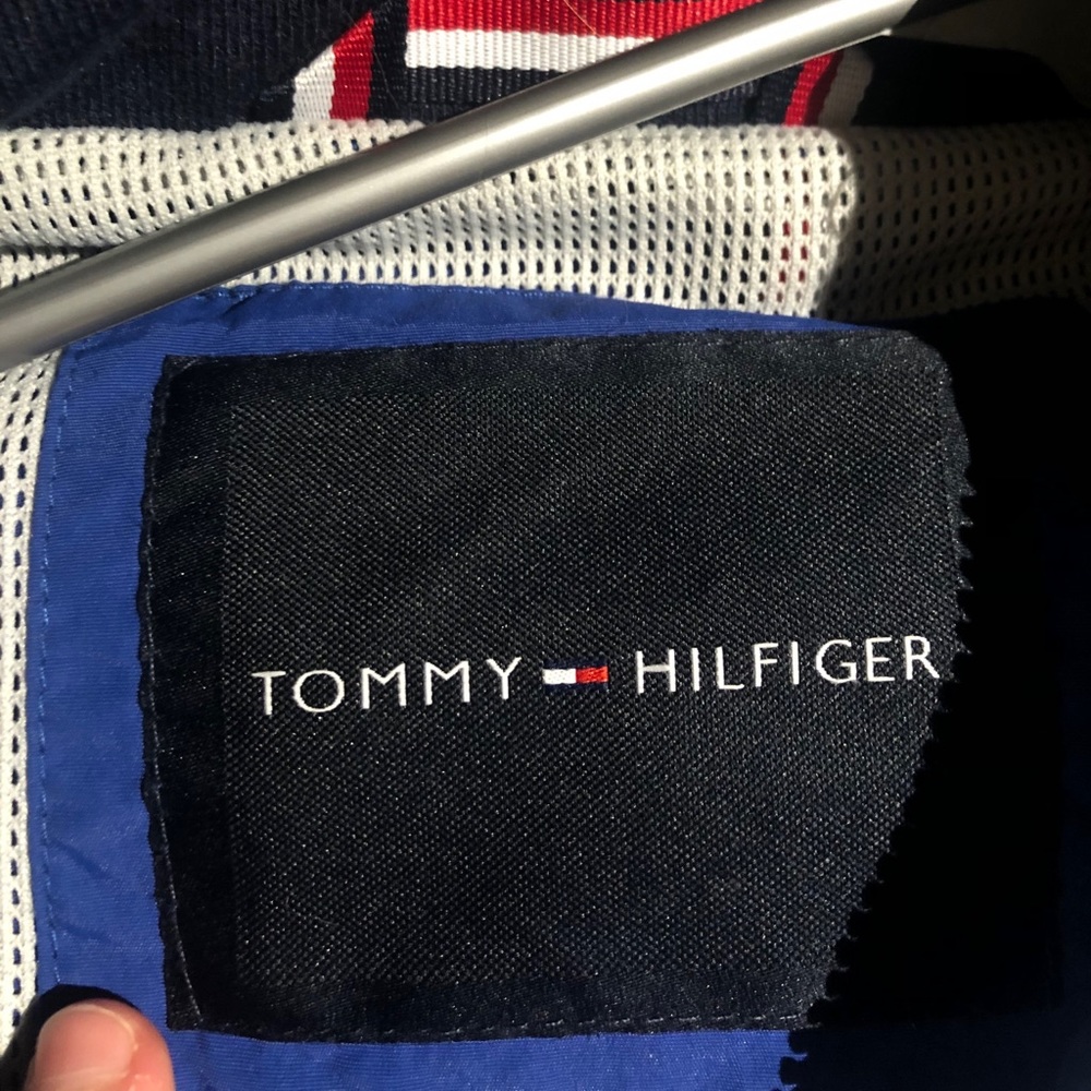 Tommy windbreaker - Picture 3 of 3